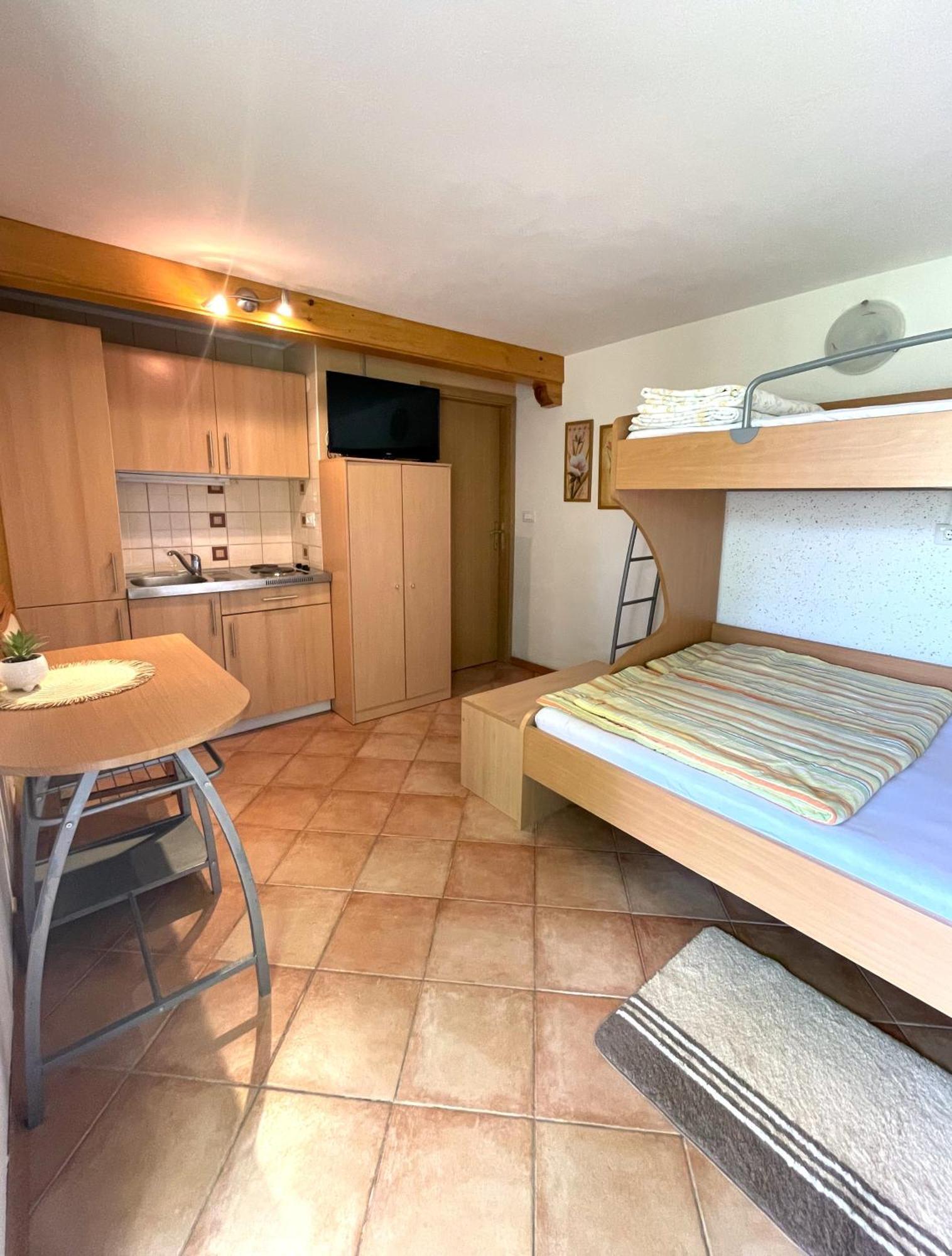 טולמין Apartma Savan מראה חיצוני תמונה